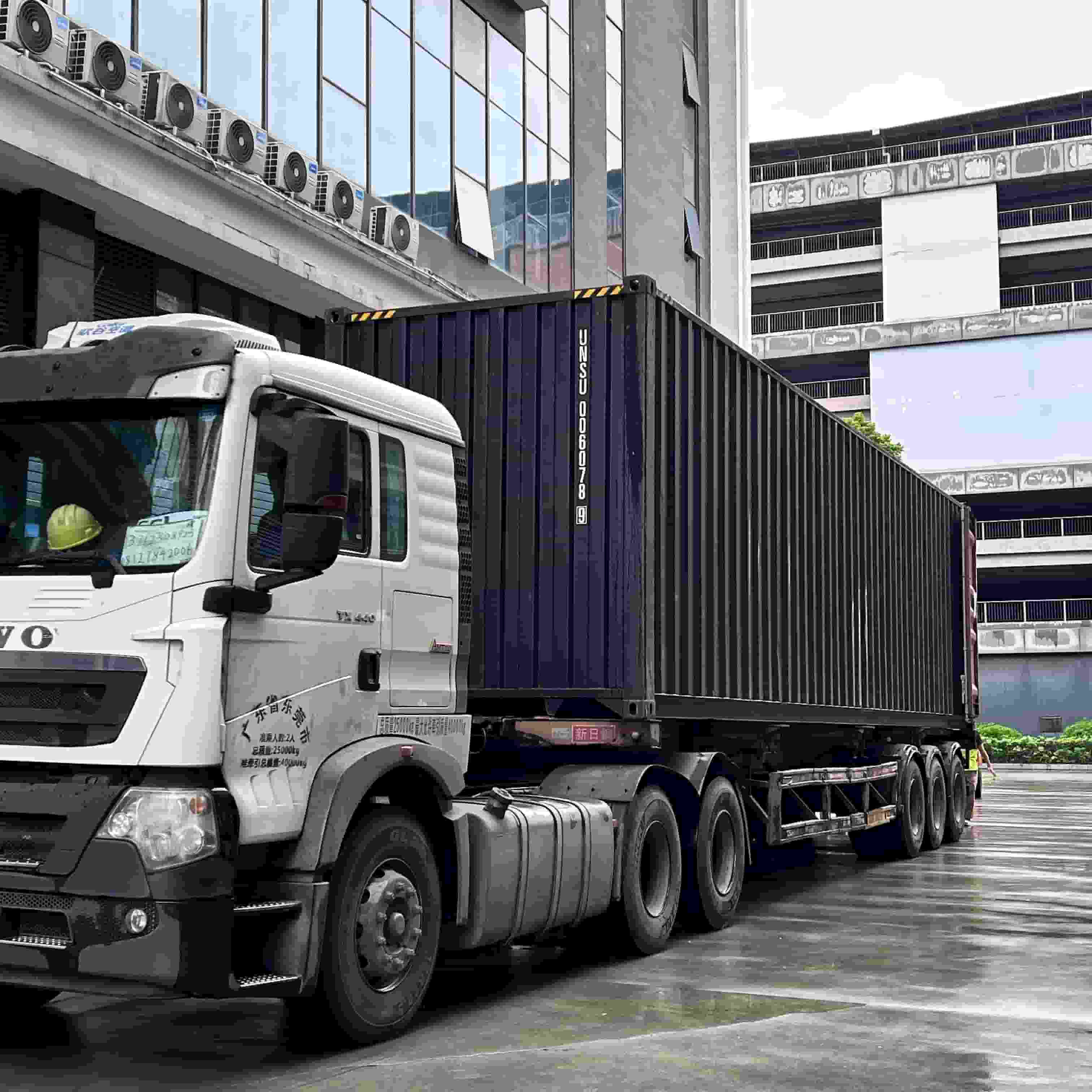 Hengsheng Auto Parts успешно выполняет задачу загрузки контейнера экспорта