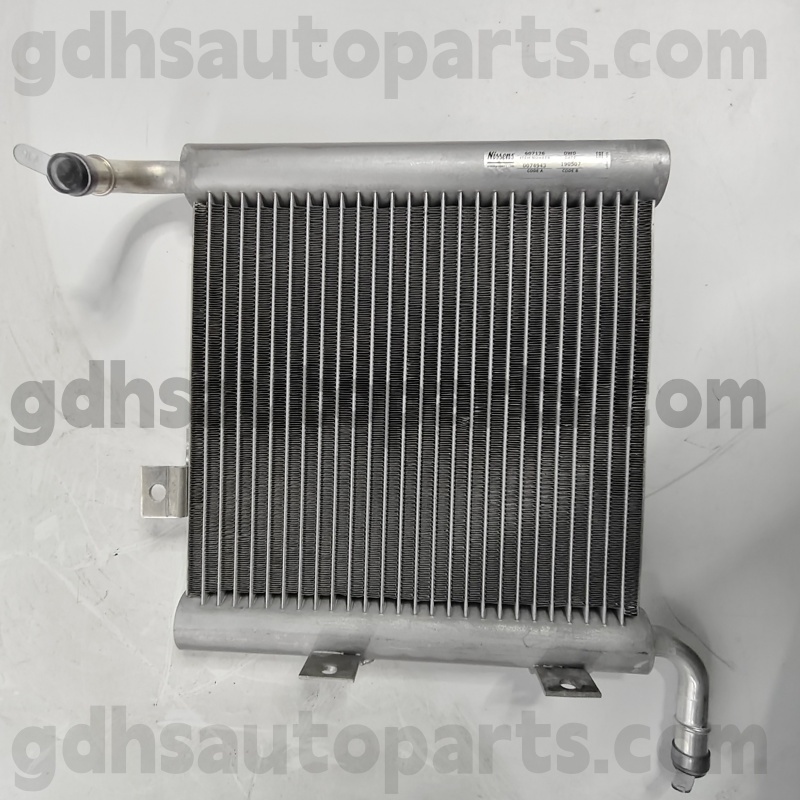 607176 Nissens Radiator Assembly для Range Rover Velar Oe no. LR140296